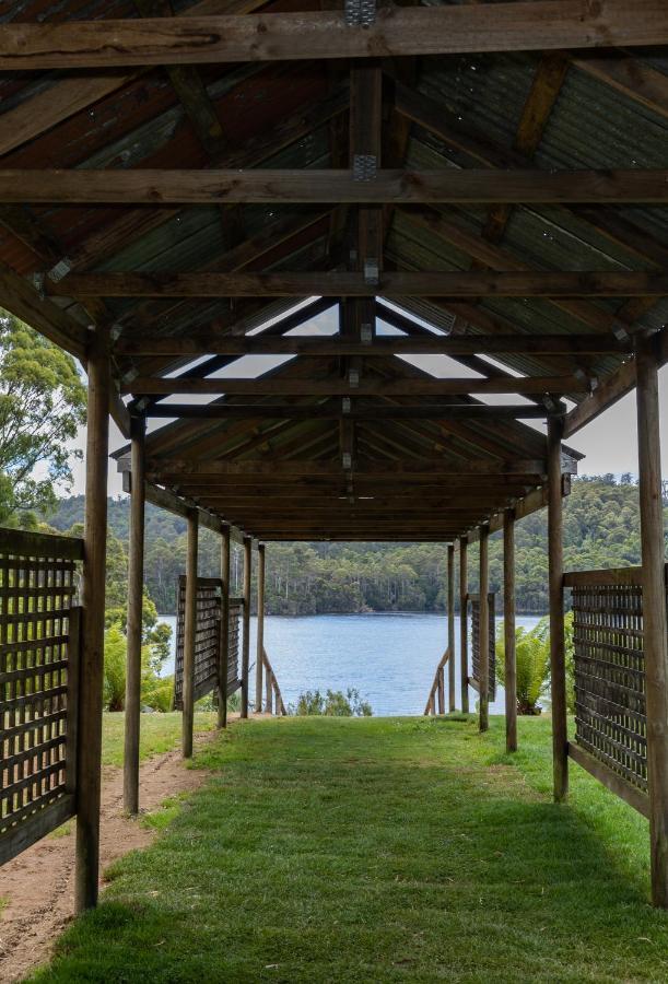 Tullah Lakeside alojamiento Exterior foto